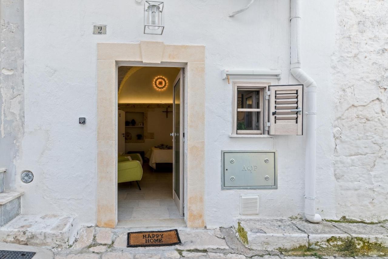 White House Flats & * Ostuni